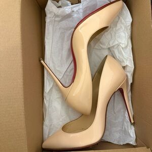 Kate 100 Christian Louboutin Blush. Excellent condition. Size 35.5